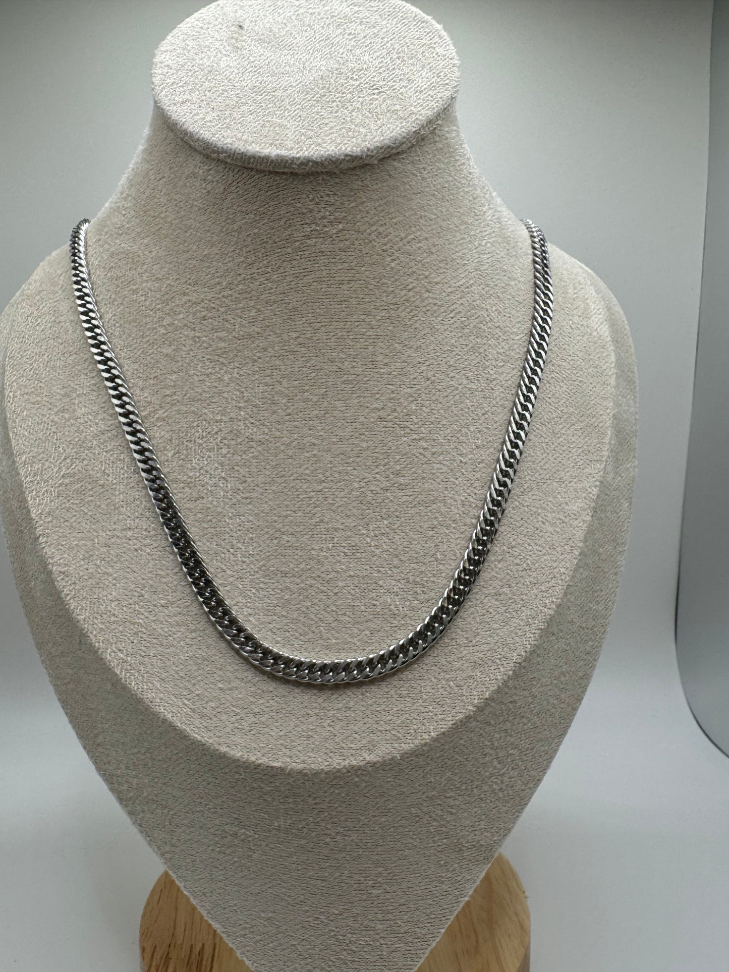 James necklace M 70 cm