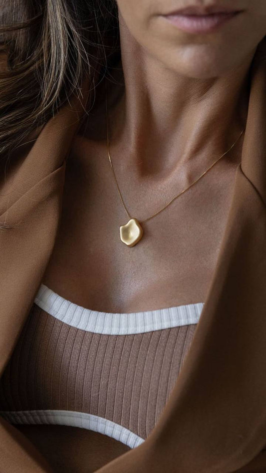 Mia Matte necklace